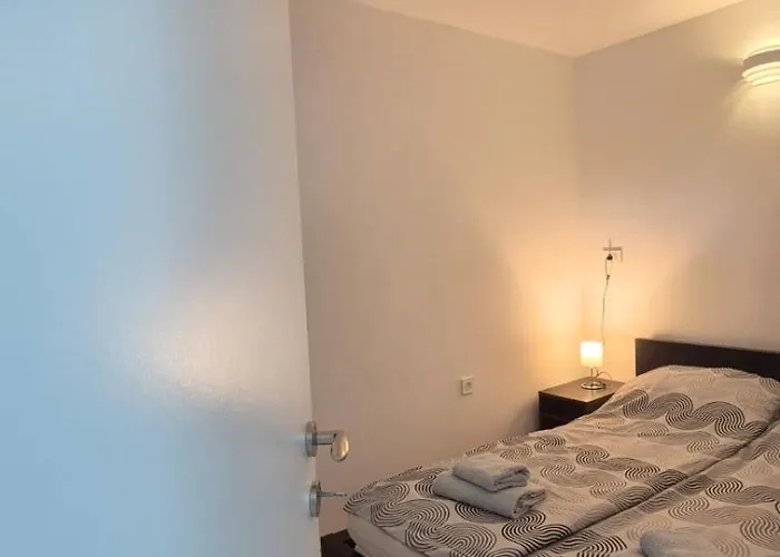 Meressa Leonardo Apartment