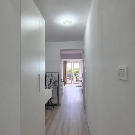 Meressa Leonardo Novigrad Istria