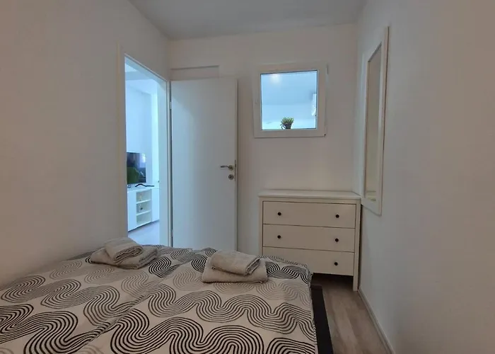 Meressa Leonardo * Novigrad Istria