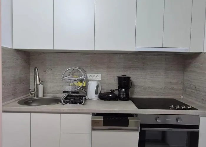 Meressa Leonardo Apartman *