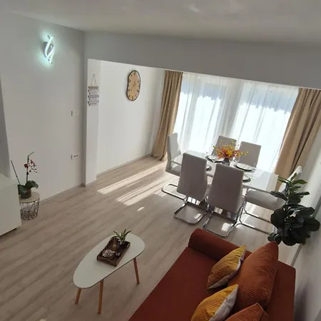 Apartment Meressa Leonardo